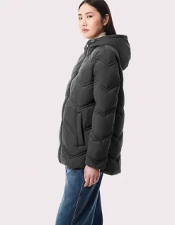 Bernardo Fashions Classic Chevron Puffer Jacket>Women Jackets