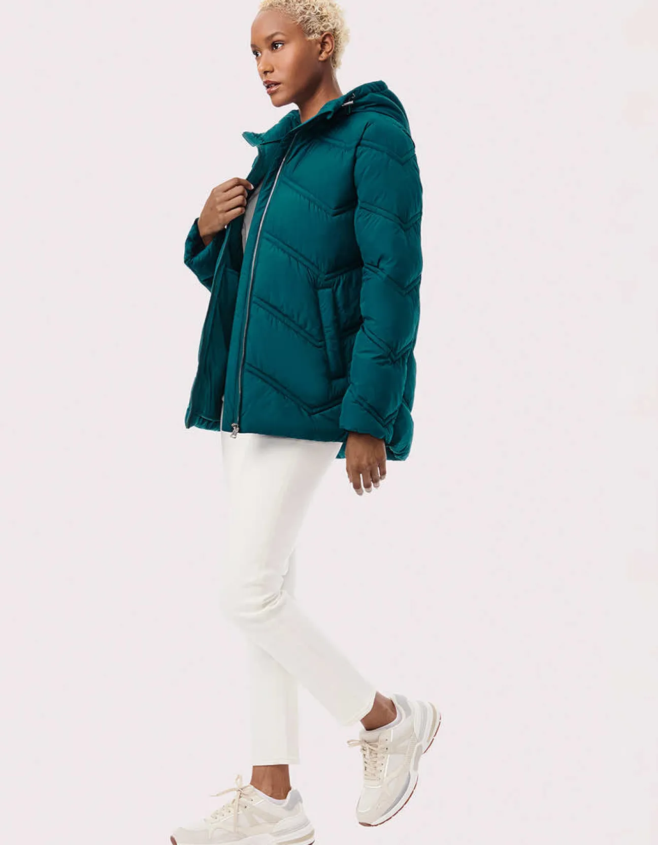 Bernardo Fashions Classic Chevron Puffer Jacket>Women Jackets