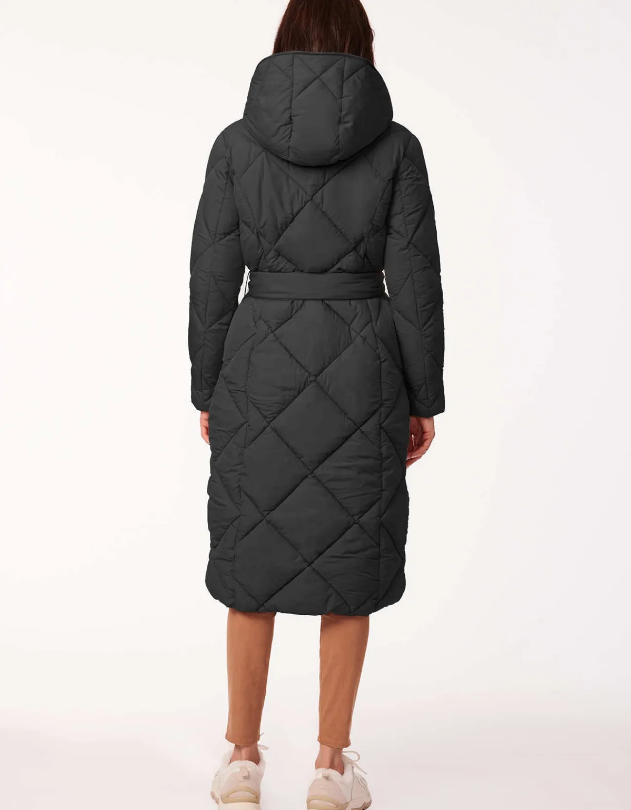 Bernardo Fashions Diamond District Long Belted Puffer Coat>Women Heavy Winter Coats