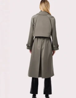 Bernardo Fashions Getaway Belted Long Rain Coat>Women Rain Or Shine