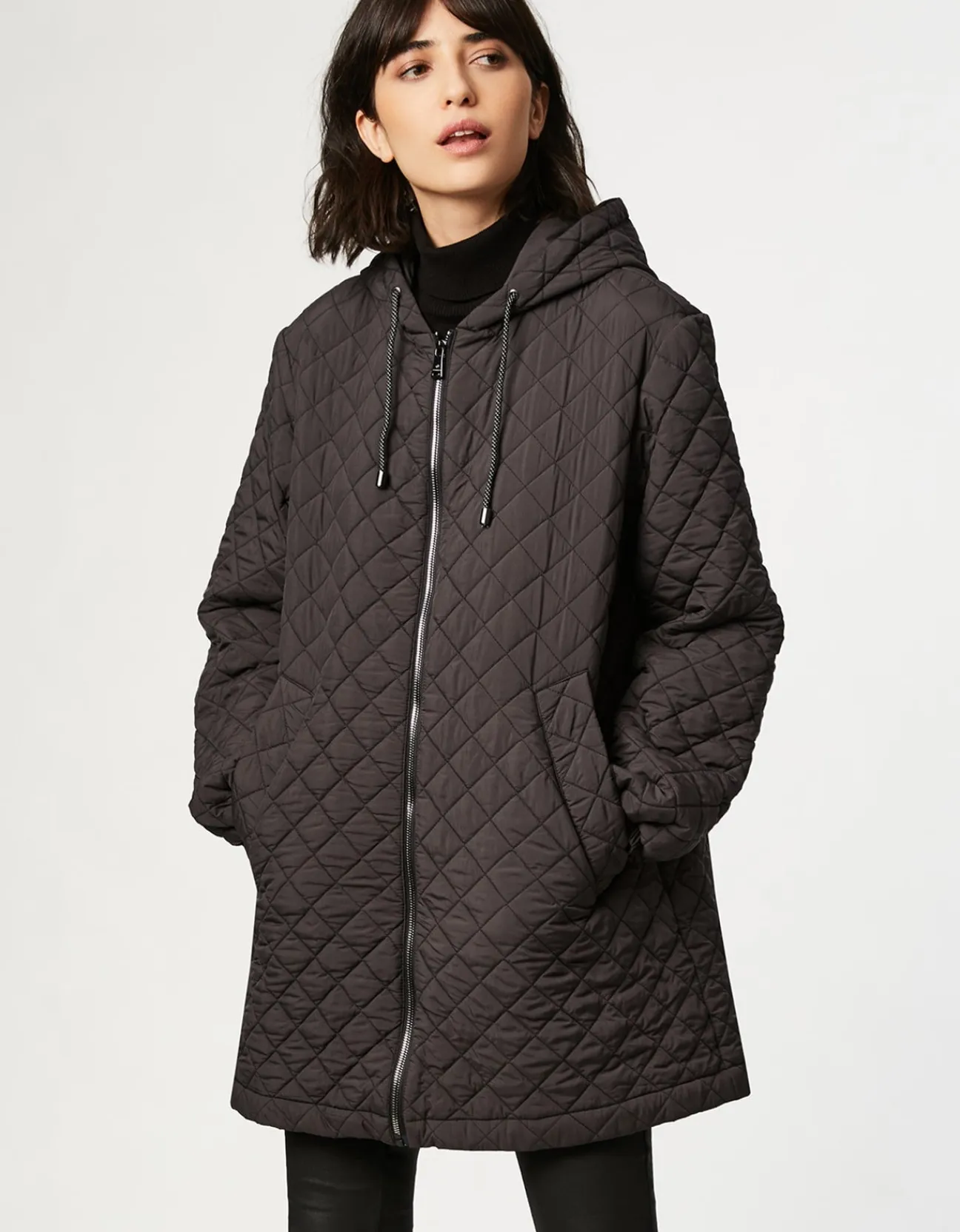 Bernardo Fashions Lite Quilted Coat>Women Walkers