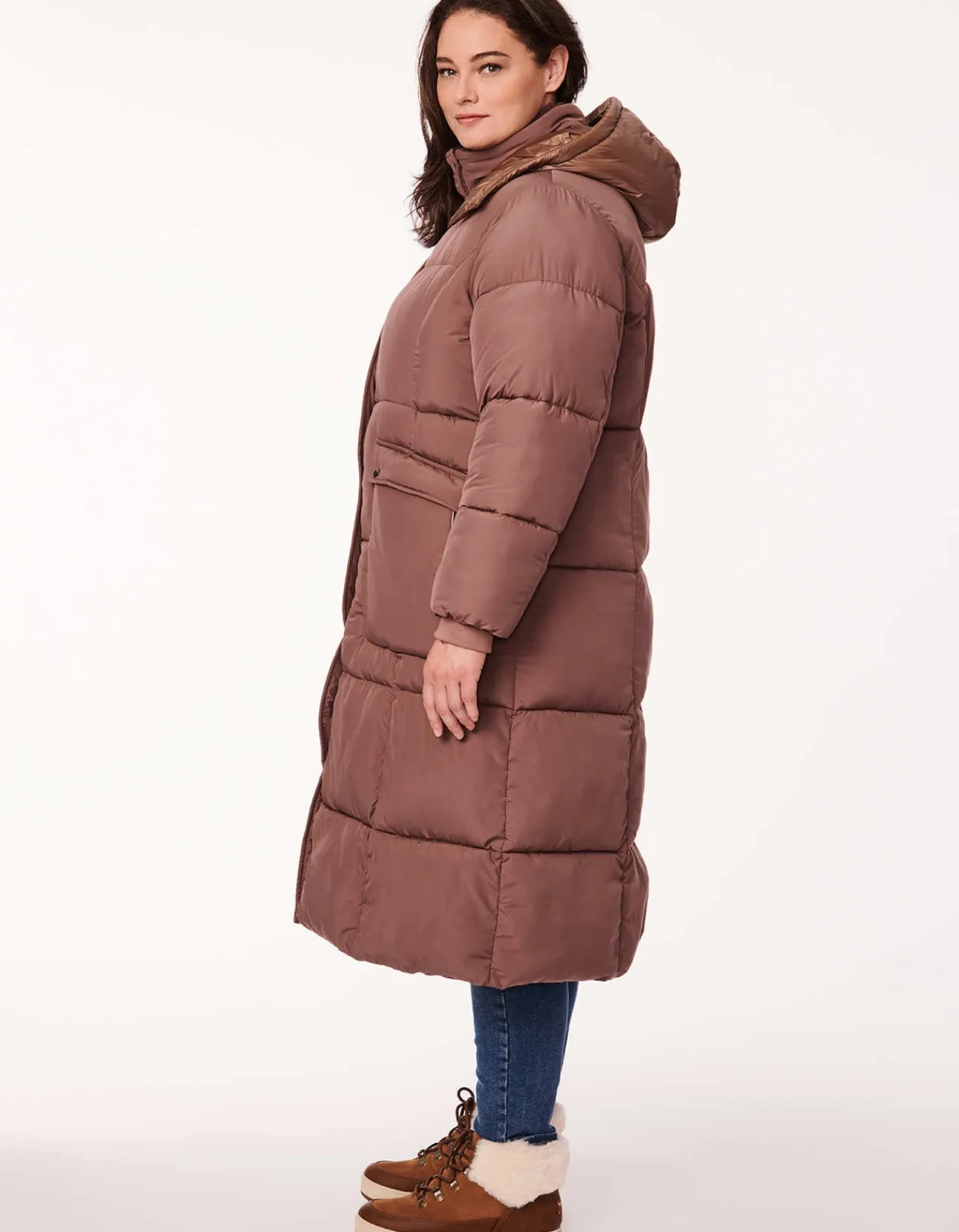 Bernardo Fashions Town Square Long Winter Puffer Coat - Curve>Women Heavy Winter Coats