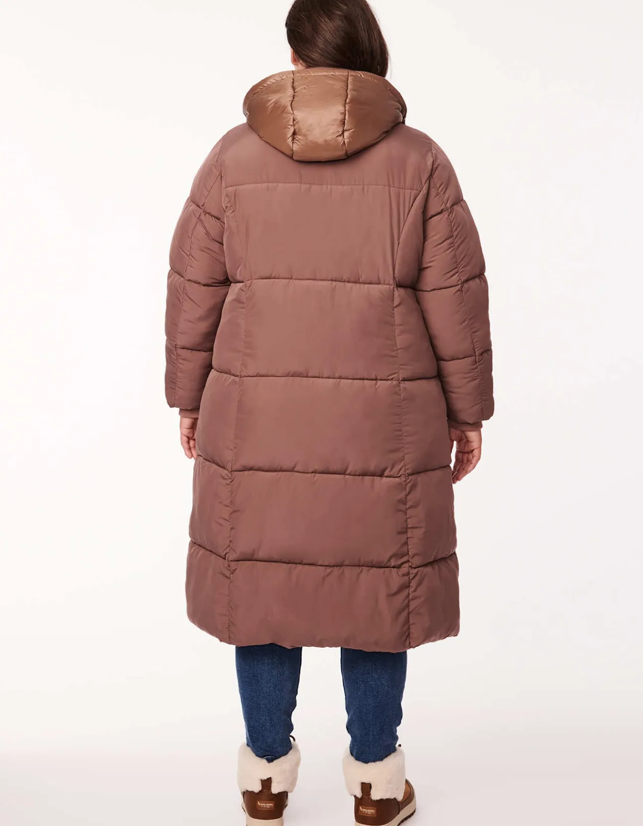 Bernardo Fashions Town Square Long Winter Puffer Coat - Curve>Women Long Coats