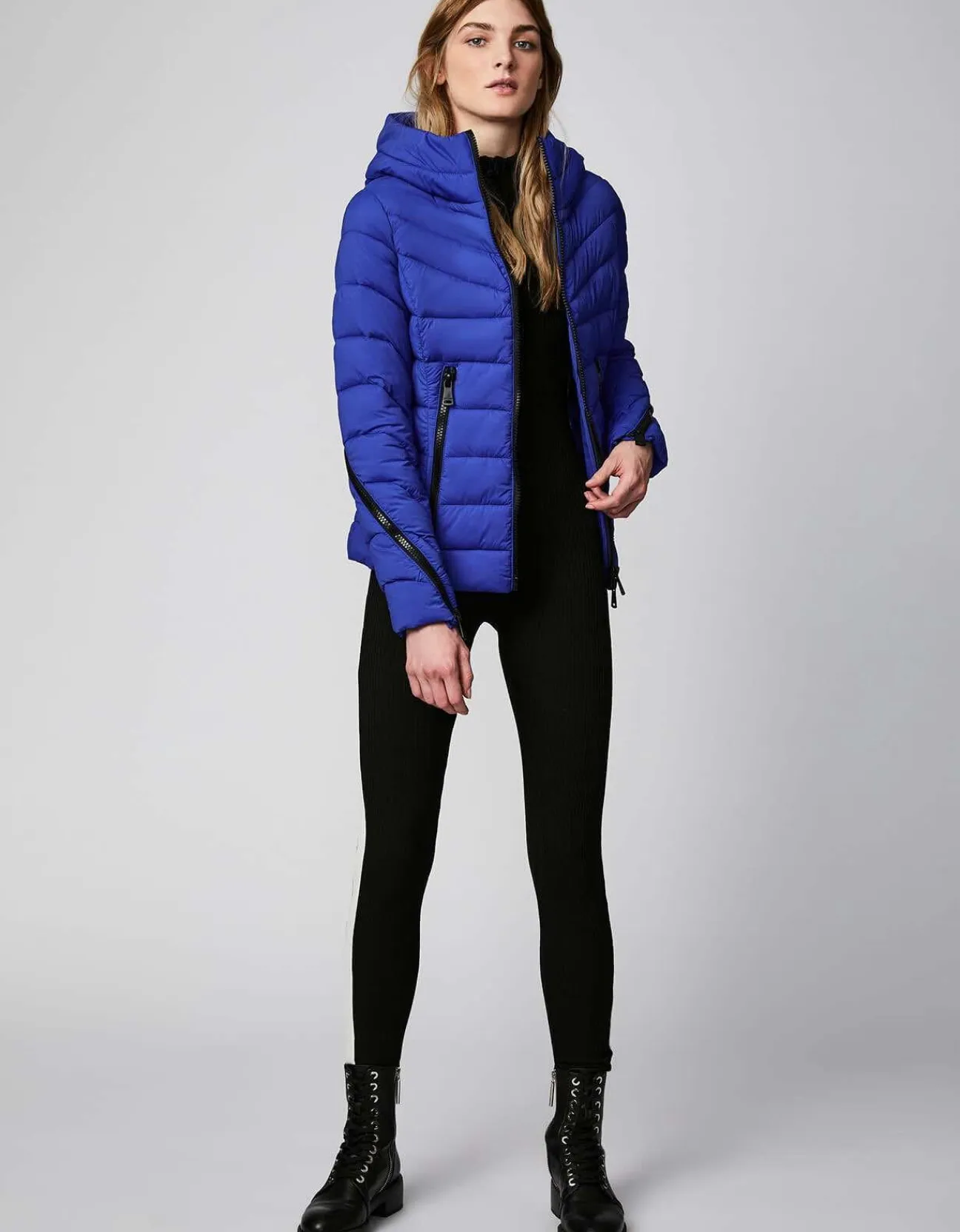 Bernardo Fashions Zip Around Funnel Puffer>Women Jackets